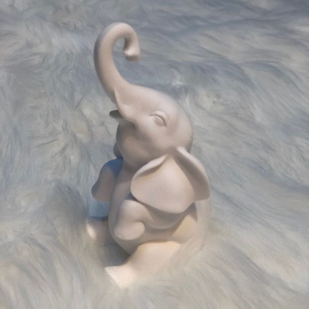 4 inch elephant statue